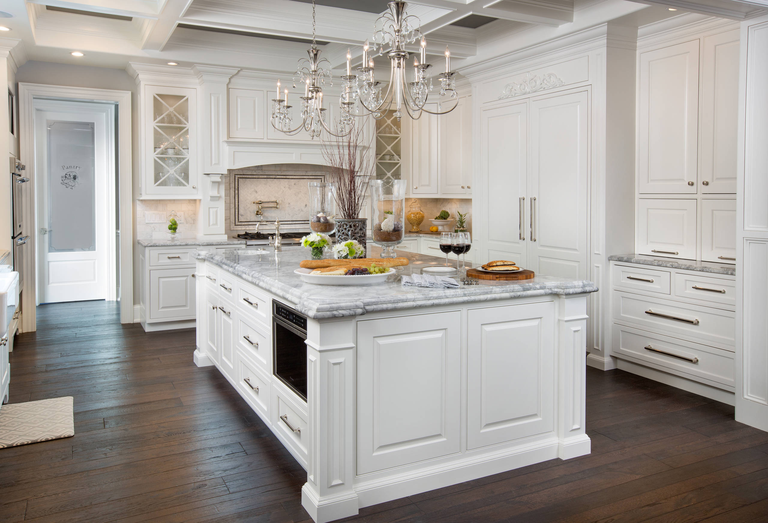 Step-by-Step Guide to Your Dream Inviting White Kitchen