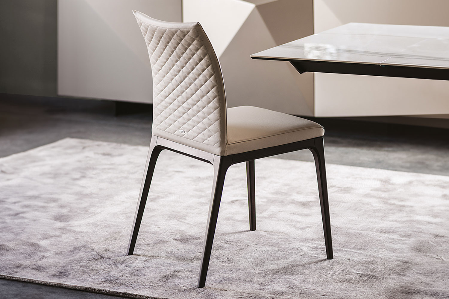 Choosing the Right Arcadia Dining Chair for Your Home’s Unique Style