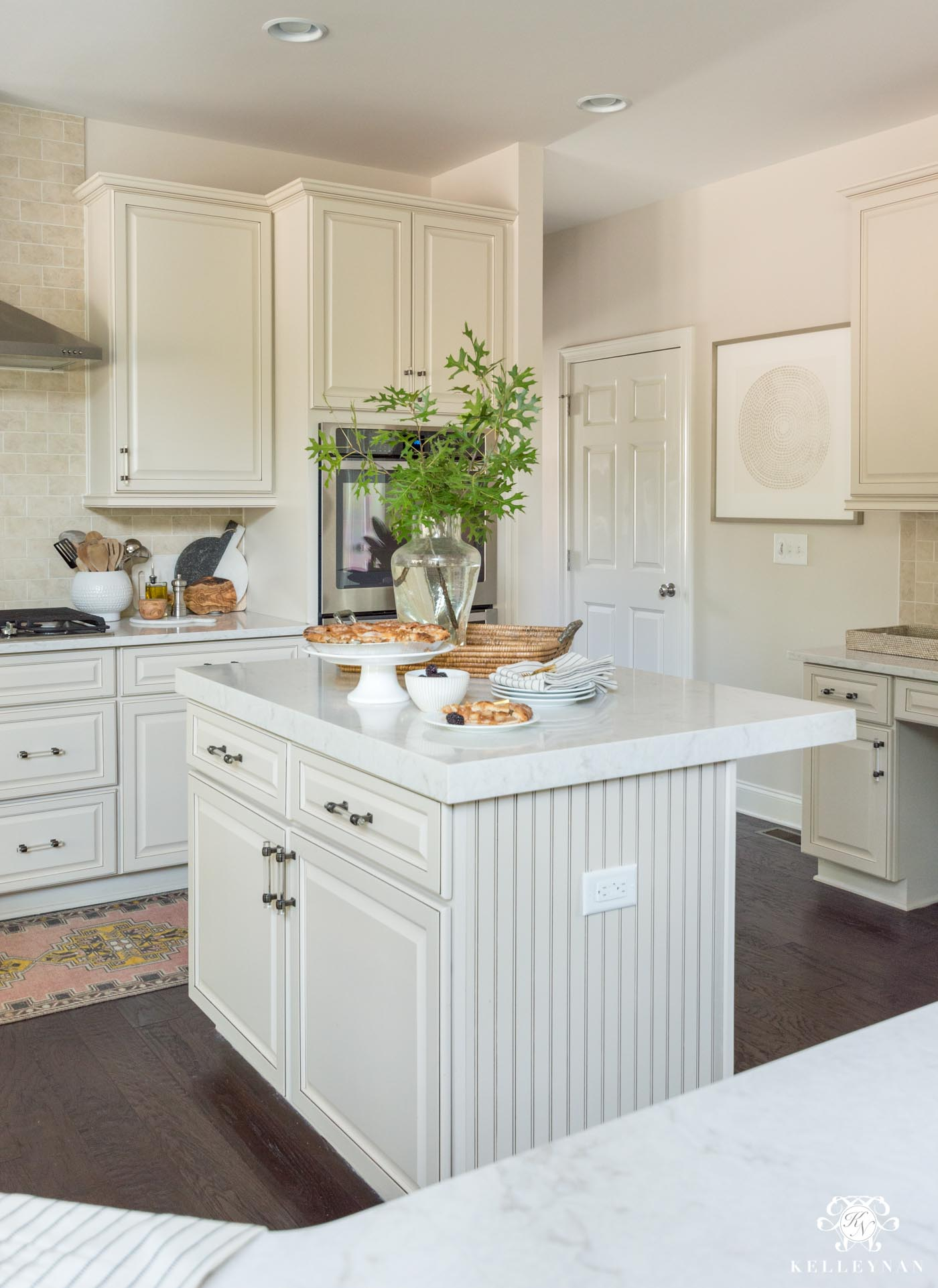 Cream Color Kitchen Cabinets With Granite Countertops | Cabinets Matttroy throughout Cream Cabinetry Reimagined A Deep Dive into Complementary Color Schemes