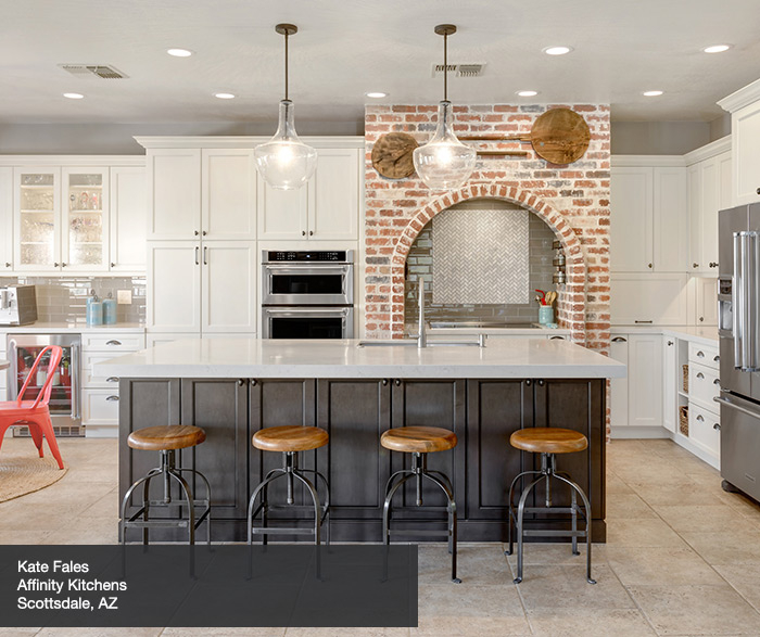 Dark Finish Modern Kitchen Cabinets - Masterbrand in