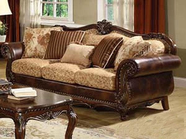 The Timeless Appeal of Self Welt Details in Traditional Sofas