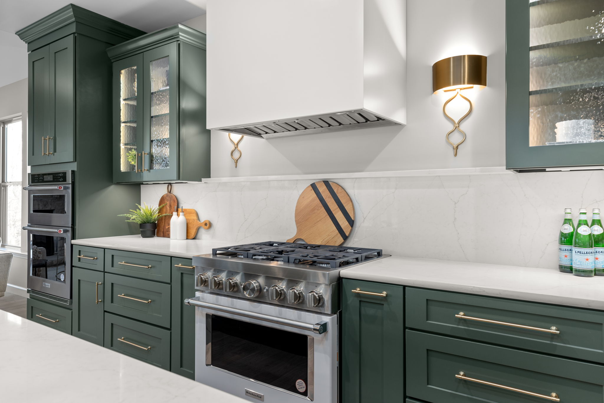 Unpacking the 8 Kitchen Design Trends Dominating Houzz Right Now