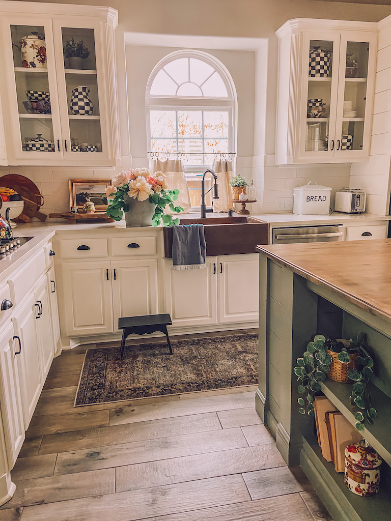 How To Create A Cozy Kitchen: 5 Kitchen Styling Tips regarding Creating a Cozy and Inviting Farmhouse Kitchen A Design Philosophy