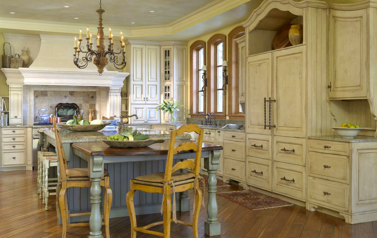 How To Create A Harmonious Color Scheme with