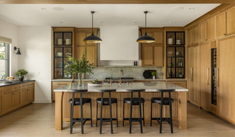 Latest From Houzz: Tips From The Experts with Creating Your Dream Kitchen Island: A Practical Guide to Success