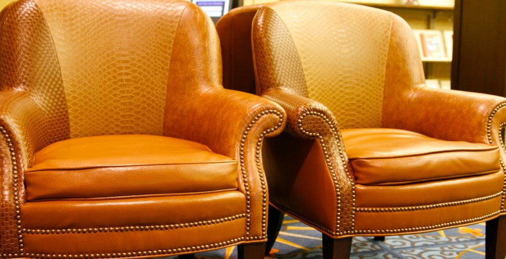 Exploring the Durability of Leather Upholstery on Wooden Furniture
