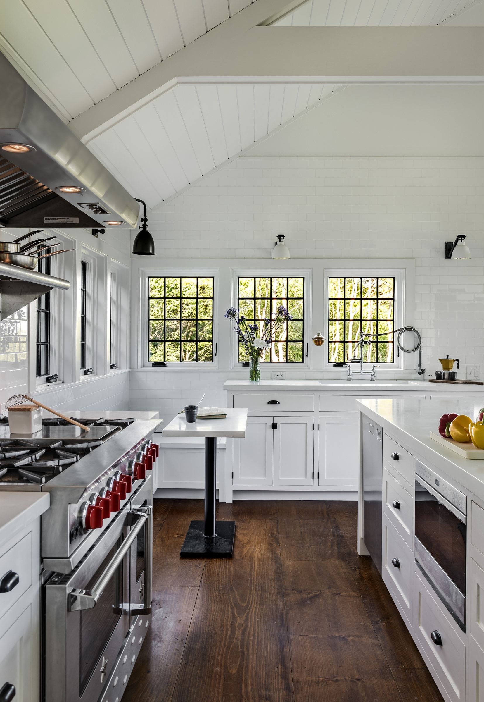 Designing a Functional and Aesthetic Chef’s Kitchen in Wine Country