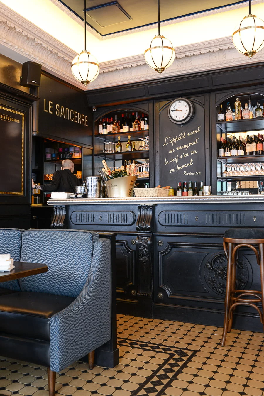 Mastering the Art of the Parisian Bistro Vibe in Your Own Space