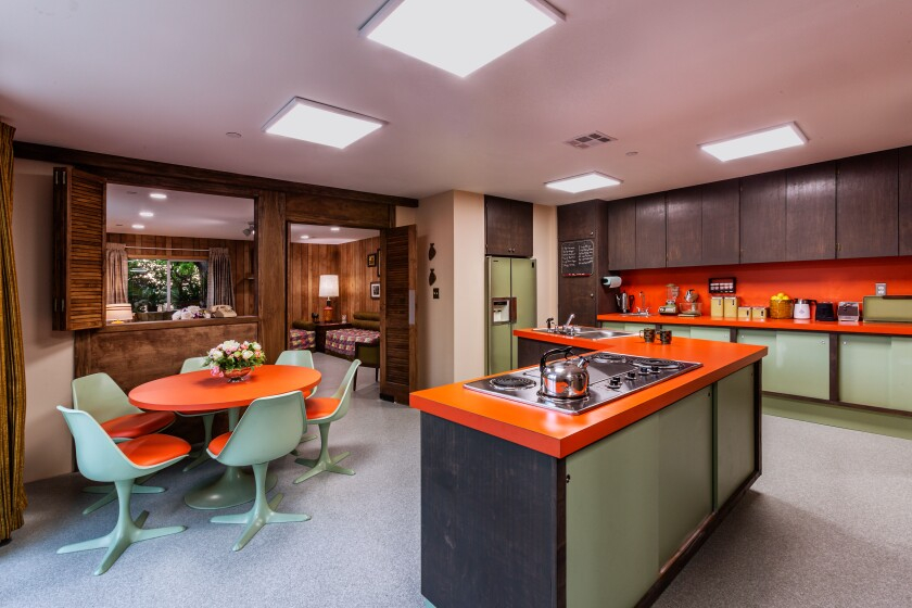 The Real 'Brady Bunch' House Architect And Hgtv's 'Very Brady ... with regard to