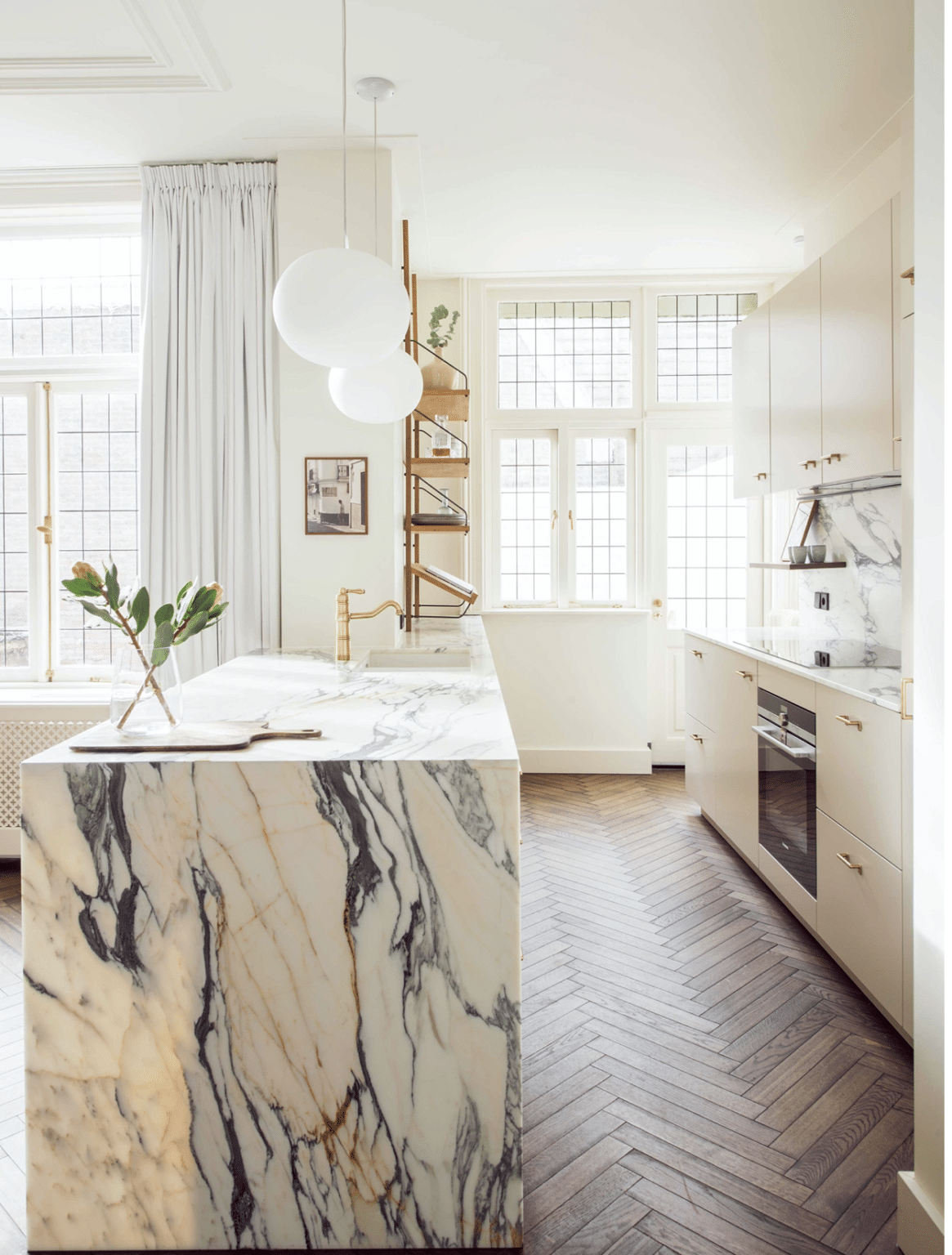 Waterfall Countertops Unveiled A Complete Guide to Design and Installation